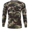 Outdoor-Essentials! Camouflage Langarm-T-Shirt, bequem und funktional.