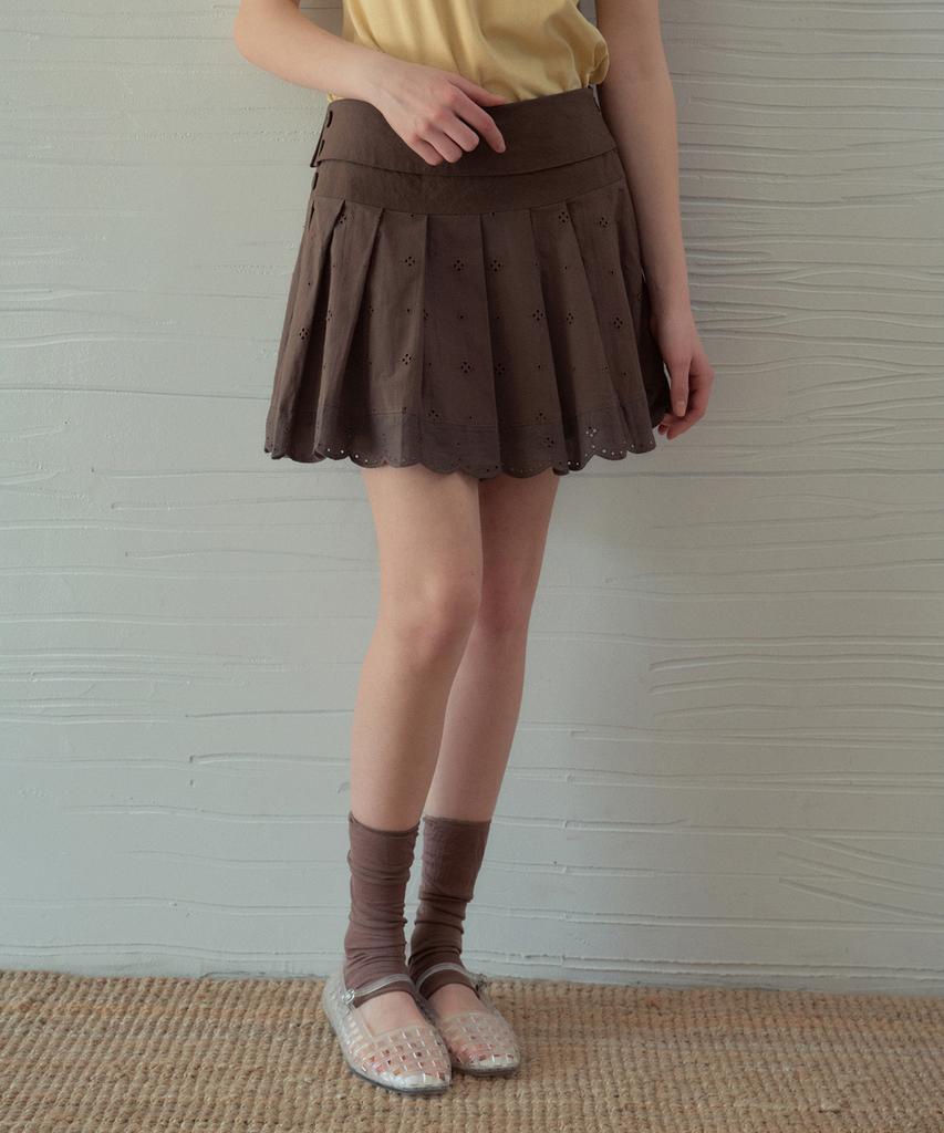 Aueonoseuteljia Eyelet Pleated Skirt_Brown(Ob6Sk09)
