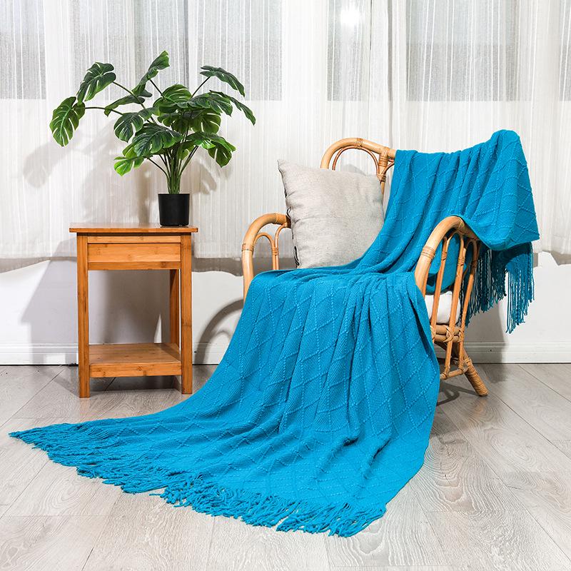 "Capa de Sofá Tricotada e Manta Estilo Europeu – Design Versátil para Quatro Estações para Escritório, Cama ou Sofá"