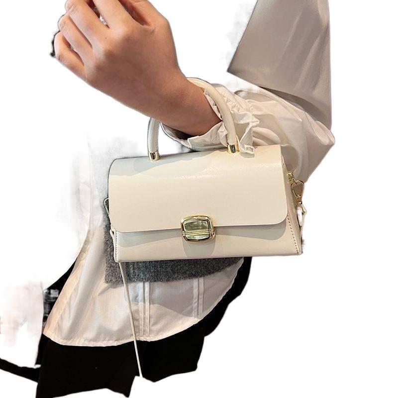 High-End 2025 Retro Handbag: Versatile Small Square Shoulder & Crossbody Bag