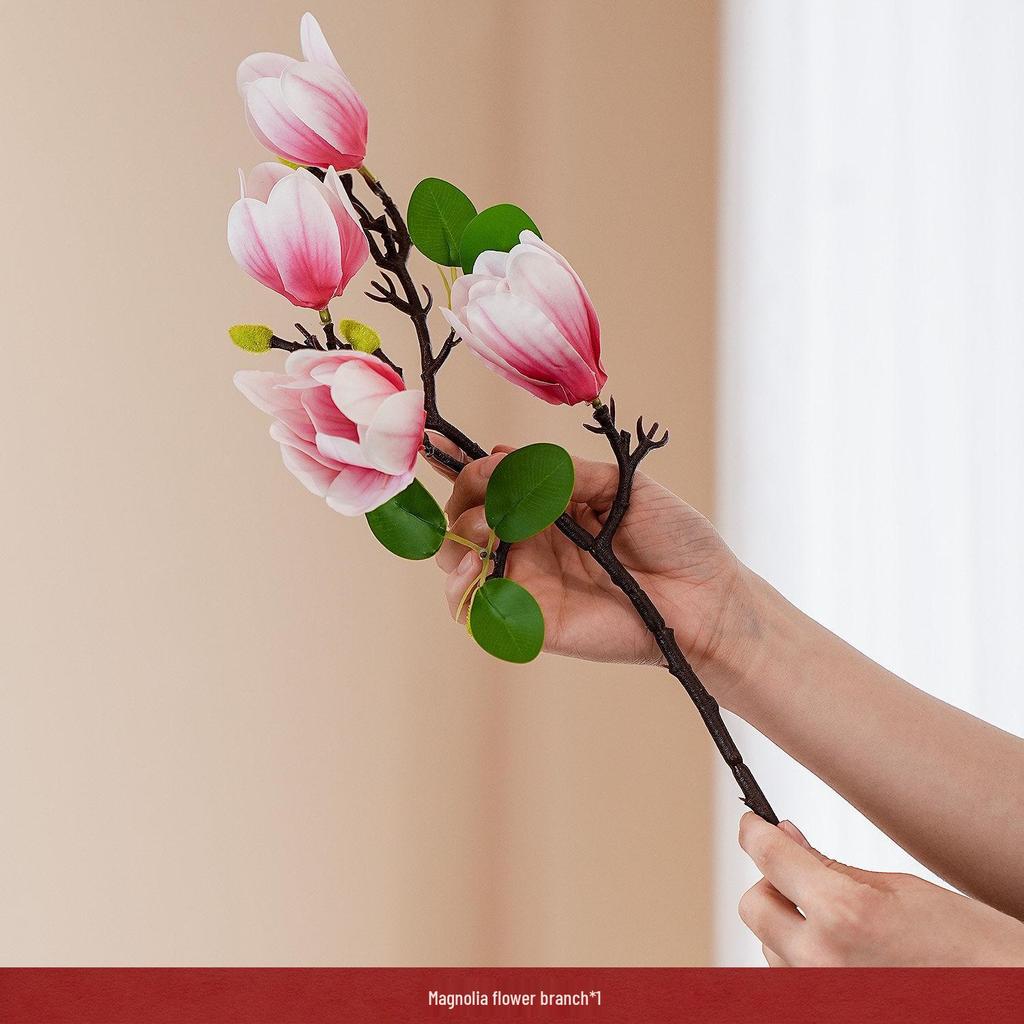 Chinese Magnolia Vase: High-Grade Blue & White Porcelain for Elegant Living Room Decor