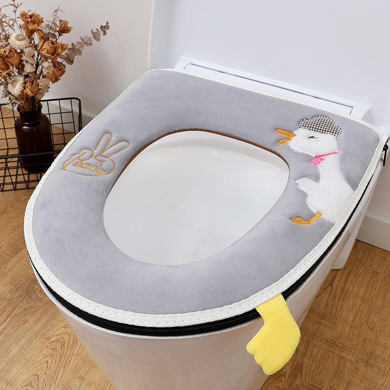 Four Season Universal Short Velvet Toilet Cover Back Waterproof PU Toilet Cushion Household Bathroom Zippered Toilet Seat Cover