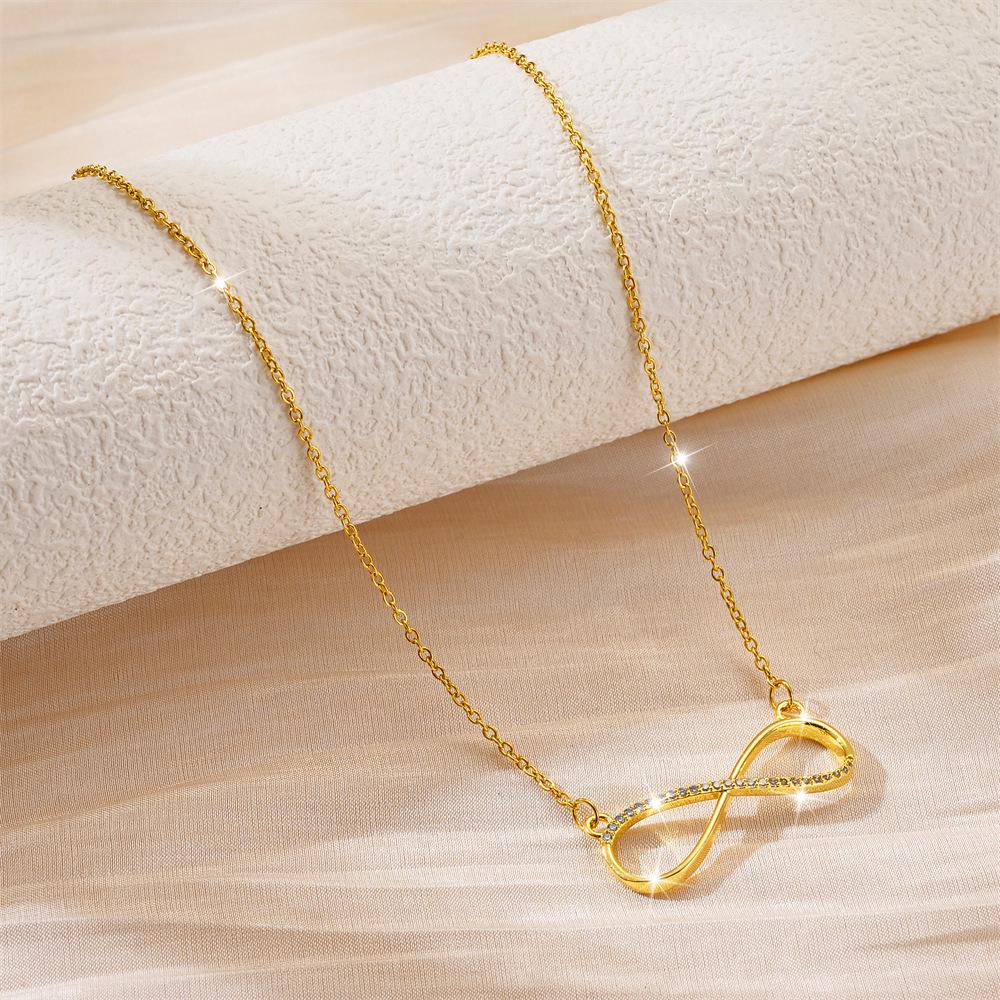 Simple Fashion Titanium Steel Women's Necklace - Non-fading, Luxurious, Versatile, Korean Style Clavicle Chain