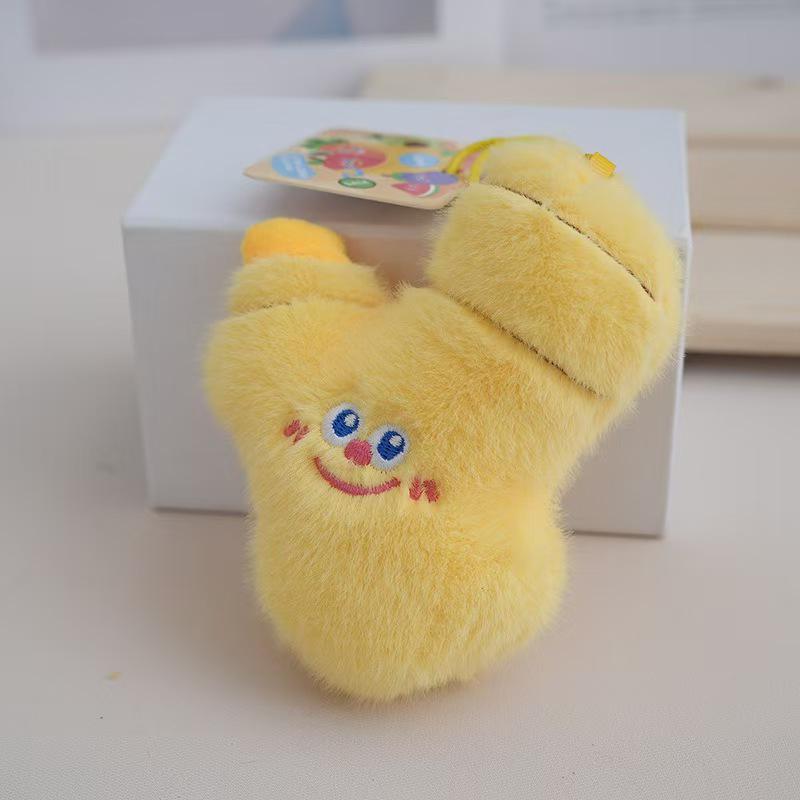 Fruit & Veggie Plush Keychain: Durian, Watermelon, Banana Charms for Kids