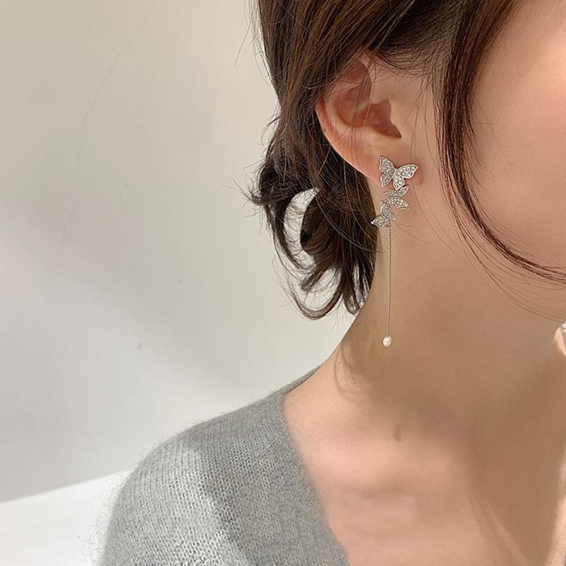 1PC New Fashion Gold Color Moon Star Clip Earrings For Women Simple Butterfly Fake Cartilage Long Tassel Ear Cuff Jewelry Gifts