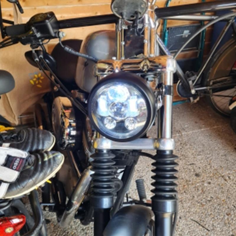 Black Motorcycle Headlight Headlamp Bucket Housing Bottom Mount 5.75''