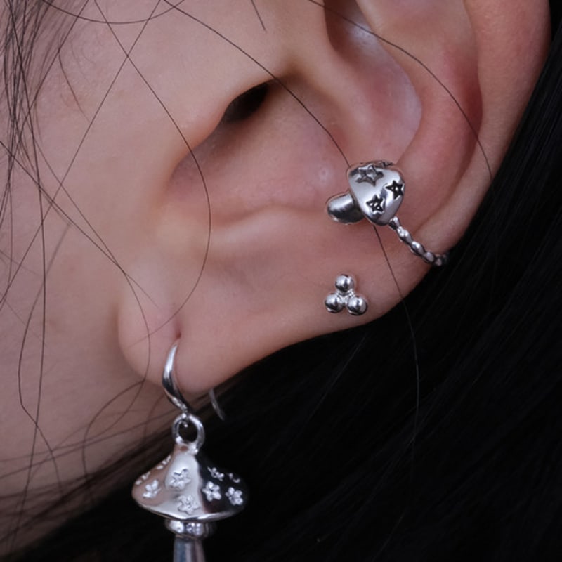 reinheart Star mushroom earcuff