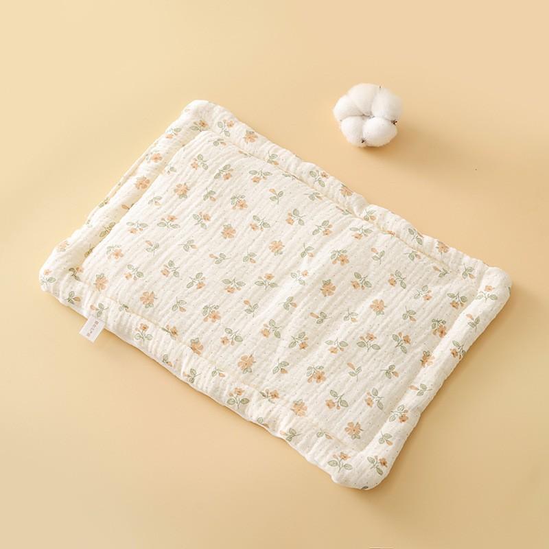 Newborn Flat Pillow 0-6-12 Month Baby Soothing Doudou Velvet Small Pillow Four Seasons Universal Infant Pillow