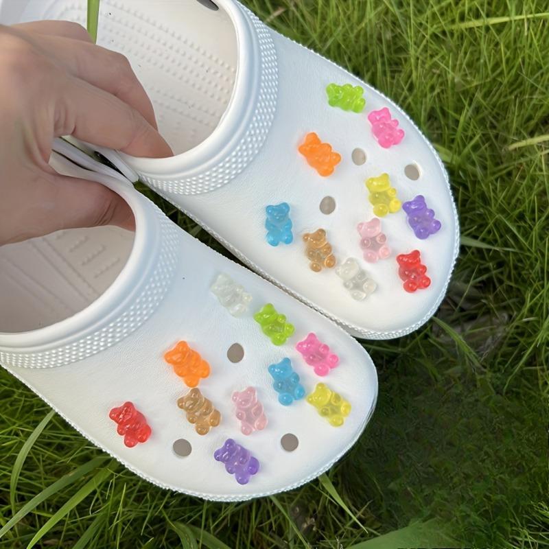 

Новый модный набор шармов для обуви Аксессуары Пряжка для обуви с отверстиями Прозрачный светящийся медведь Сделай сам 3D украшения для обуви Детский подарок на вечеринку