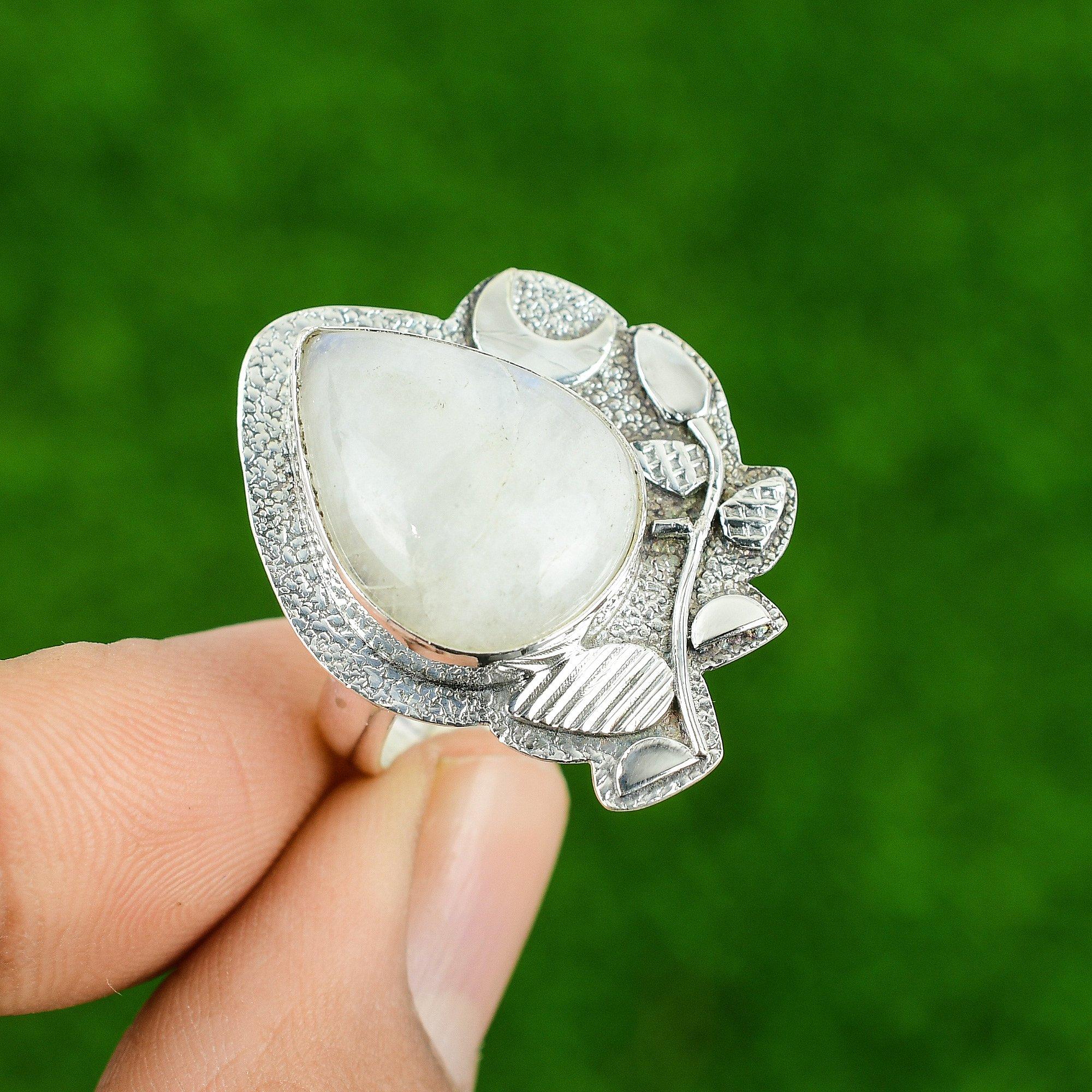 

Серебро стерлинговое Радужный лунный камень Драгоценный камень Безель Кольцо-заявление для сестры Ювелирное изделие Adjustable