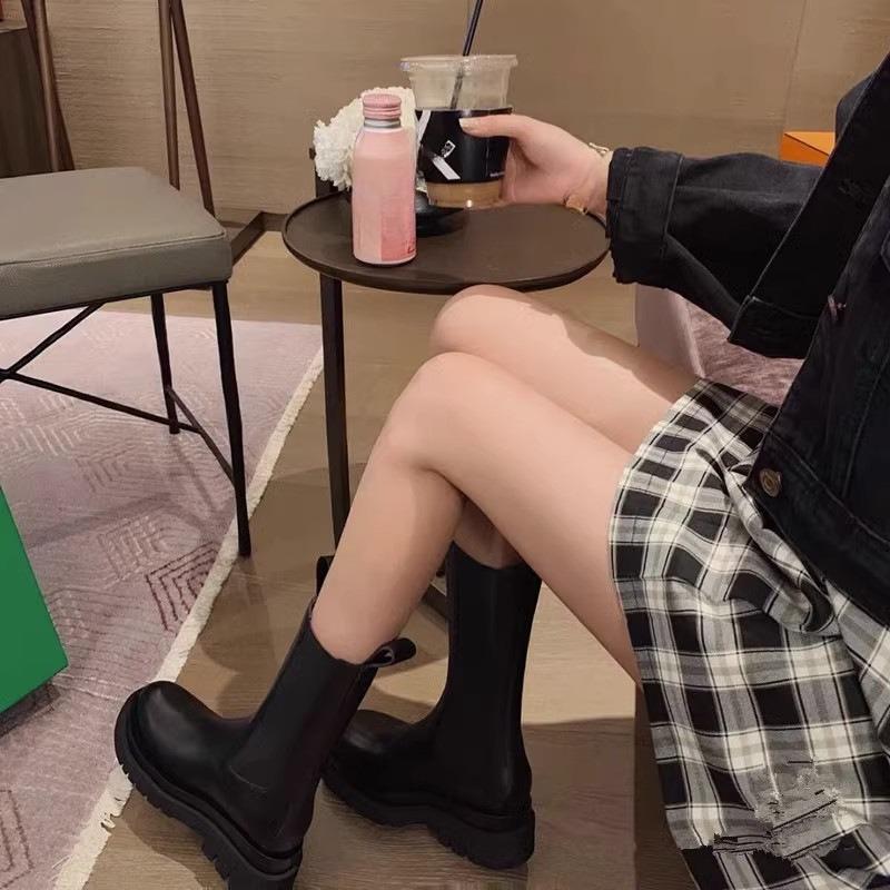 Damenschuhe im neuen Stil: Vielseitige Einlegesohle Dicksohlige Schaftstiefel für Damen