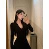 Pure Desire Spicy Girl V-neck White Long Sleeve Slim Fit Top: Women's Early Autumn Versatile Base Layer