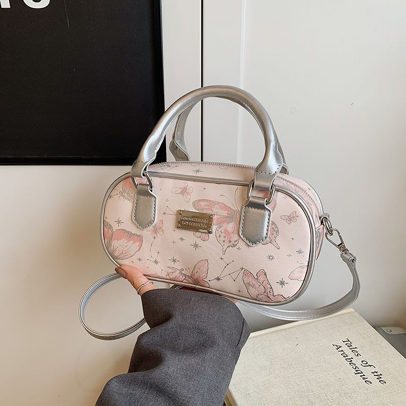 

Retro Butterfly Embroidery Handbag Women Silver Plaque Large Capacity Shoulder Bag Ladies Elegant Premium Fashion Crossbody Bags 23.5x12x8cm