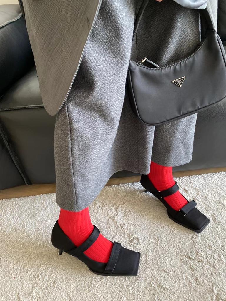 fashion Square Toe Women Pumps Silver Black Fashion Dress Shoes Thin Mid Heels Cross Bandage Sexy Office Pumps Elegant Dress Shoes Woman