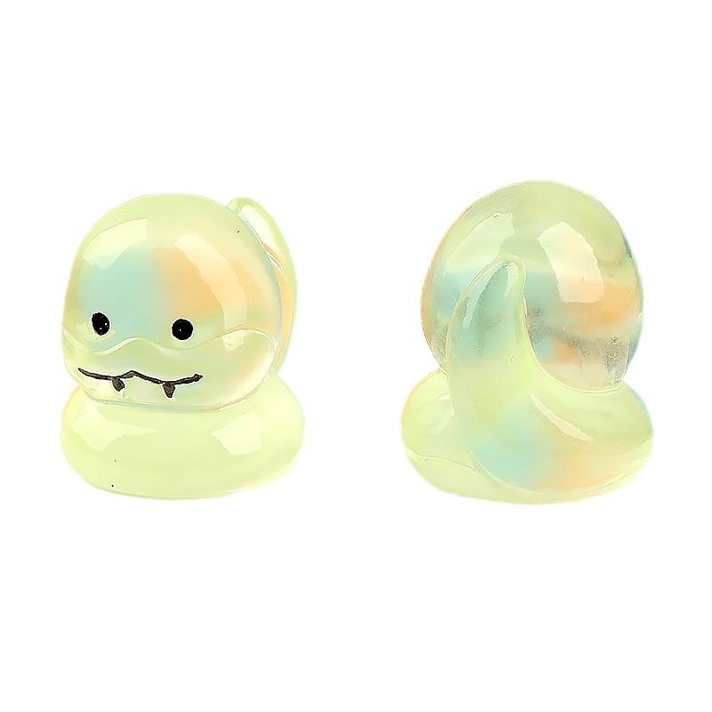 Micro Landscape Glow In the Dark Small Three-dimensional Cute Twelve Zodiac Animals, Decorative Accessories, Car Desktop , Toys