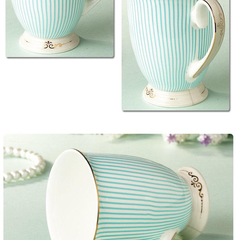 Serie a righe: Tazza in Bone China Placcata Oro – Mix & Match