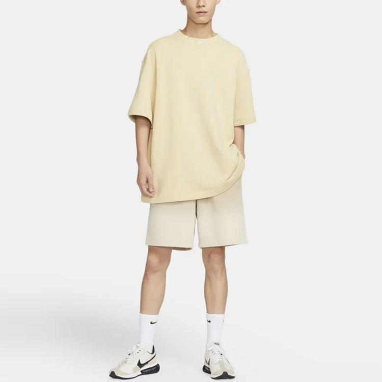 Nike T Shirts Men's Gold Crew Neck Moderate Straight Fit DX0188-783