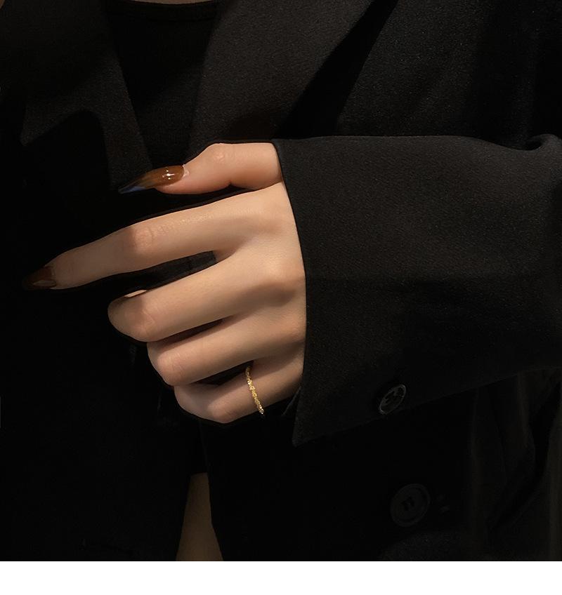 2025 new light luxury niche gypsy star gold sparkling titanium steel plated 18k gold index finger ring women's fashion