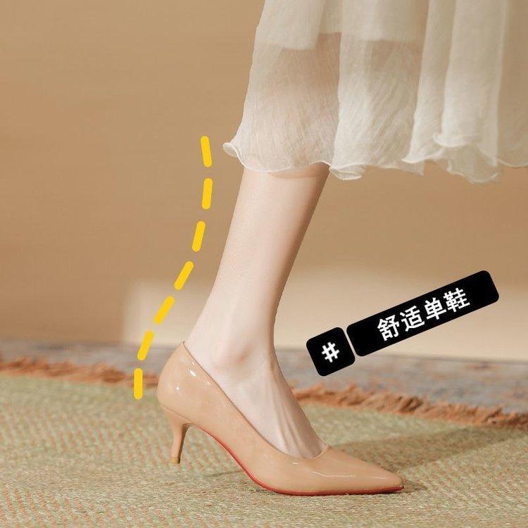 

Beautiful temperament high heels women s 2025 new pointed high-end feeling not tired feet nude French patent leather stiletto shoes 34