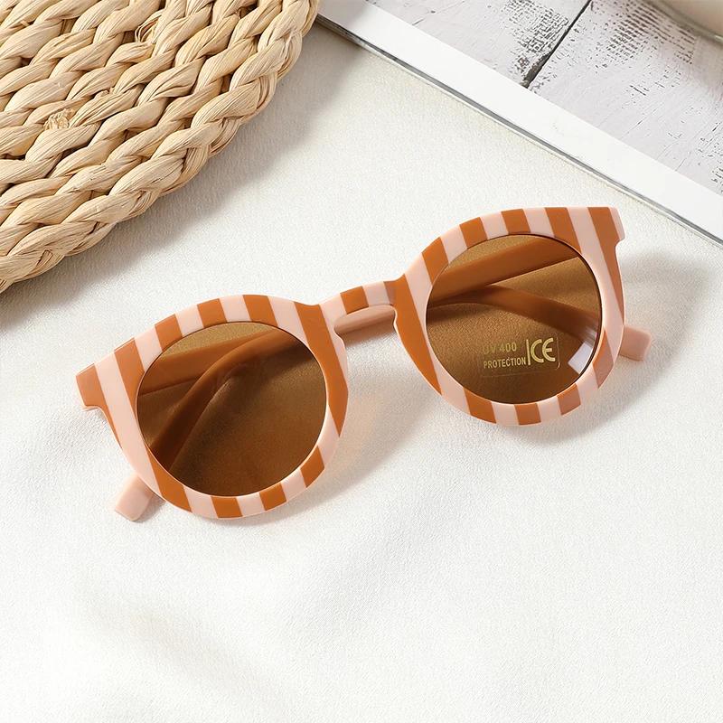 UV Protected UV Protected Polarized UV Protection Lightweight Comfortable Durable High Quality Round Shaped Sun Glasses