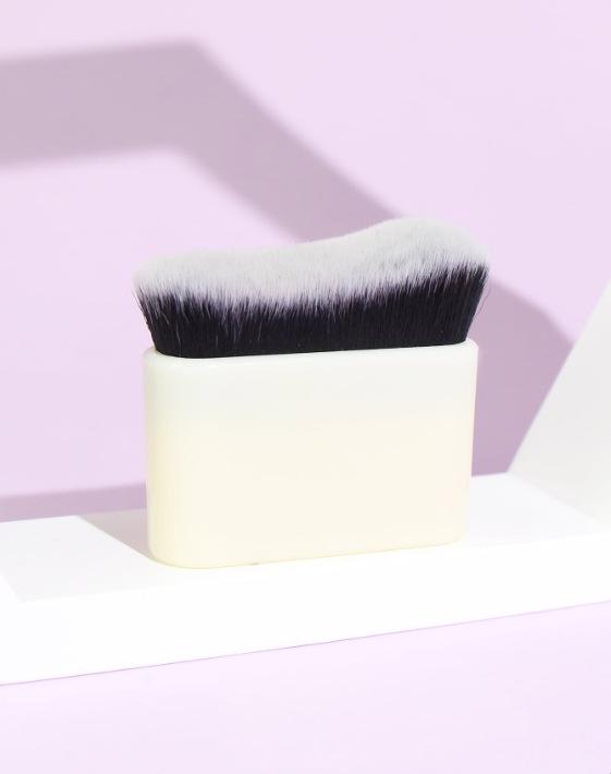 Yise Multifunctional Liquid Foundation & BB Cream Brush