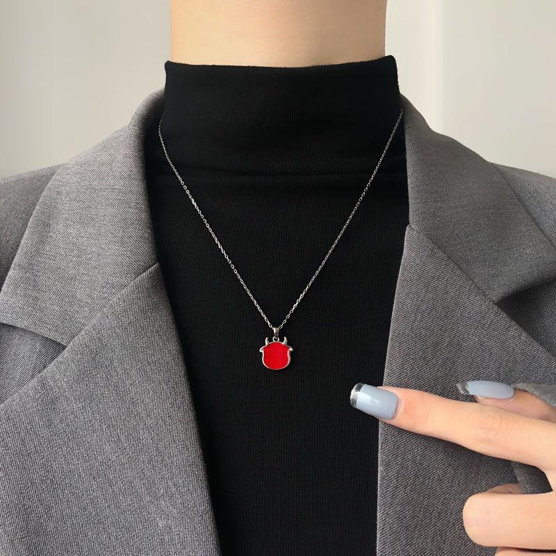 Süße Kuh-Halskette, Schlüsselbein-Ketten-Design für Damen, Geburtstagsgeschenk für die Freundin, chinesischer Stil