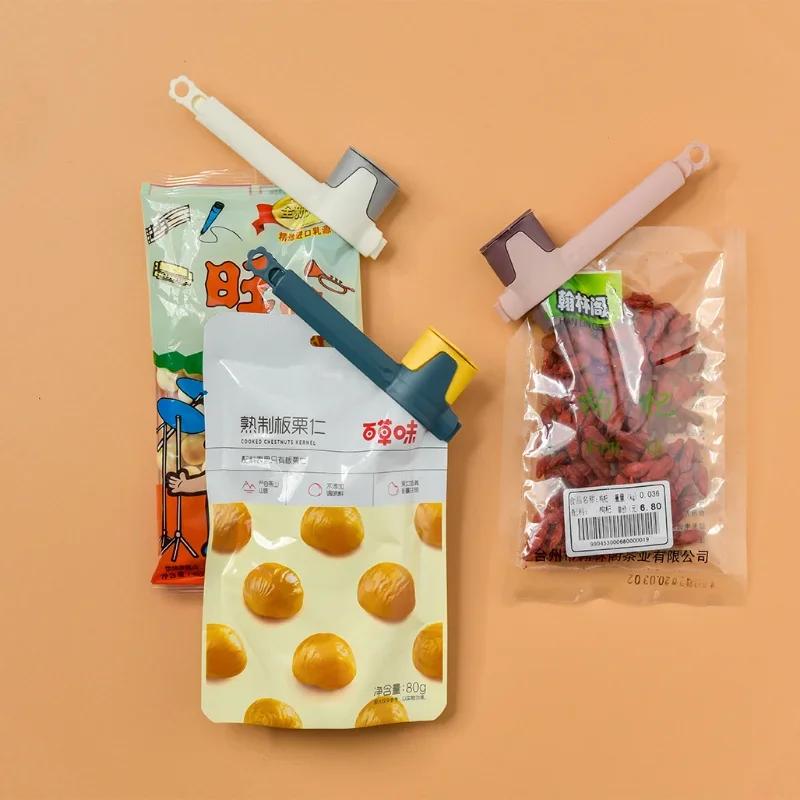 Clip Plastic Fresh Keeping Sealer Clamp Food Saver Travel Kitchen Accessories Seal Food Storage Bag Clip Snack Sealing