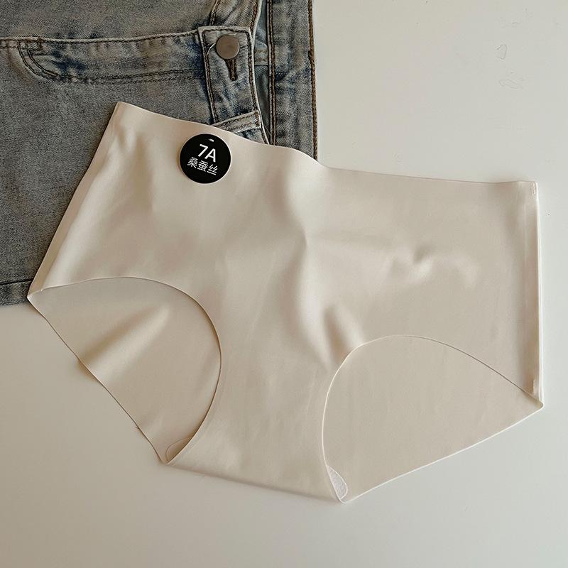 7A Mid-Rise Seamless Girls' Triangle Panties with Mulberry Silk Crotch - Comfortable, Breathable Women's Underwear