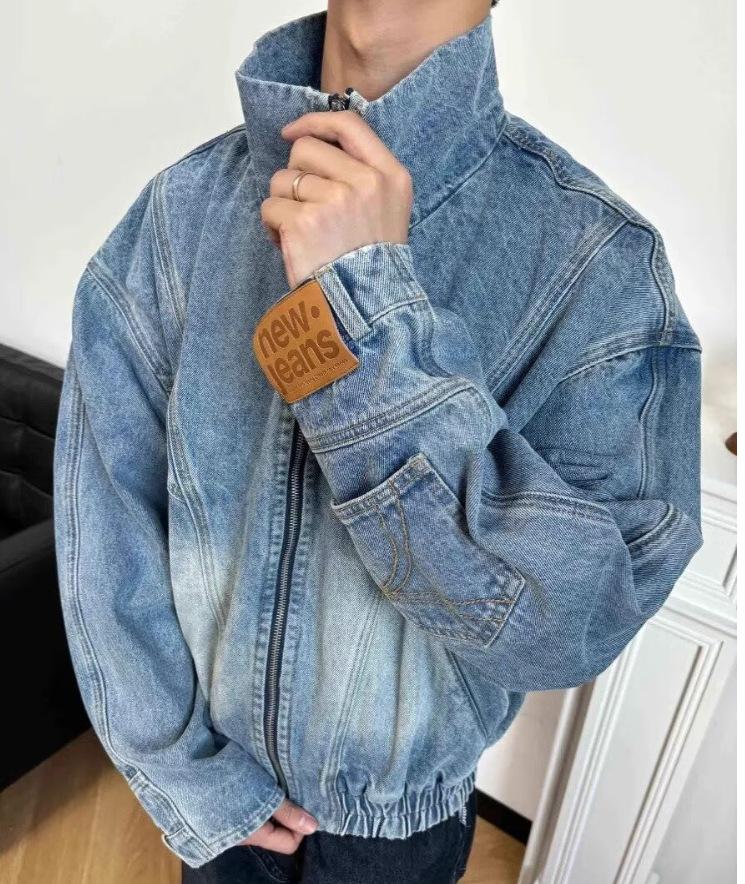 

Мужская весенне-осенняя деконструированная джинсовая куртка с перевернутым разрезом и воротником-стойкой Large светло-синий