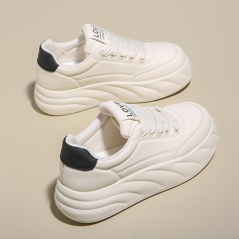 Sportovní boty na silné podrážce pro ženy Módní platforma Zvýšení Tenisky Dámské Šněrovací Ležérní Britský styl Vulkanizované boty2025