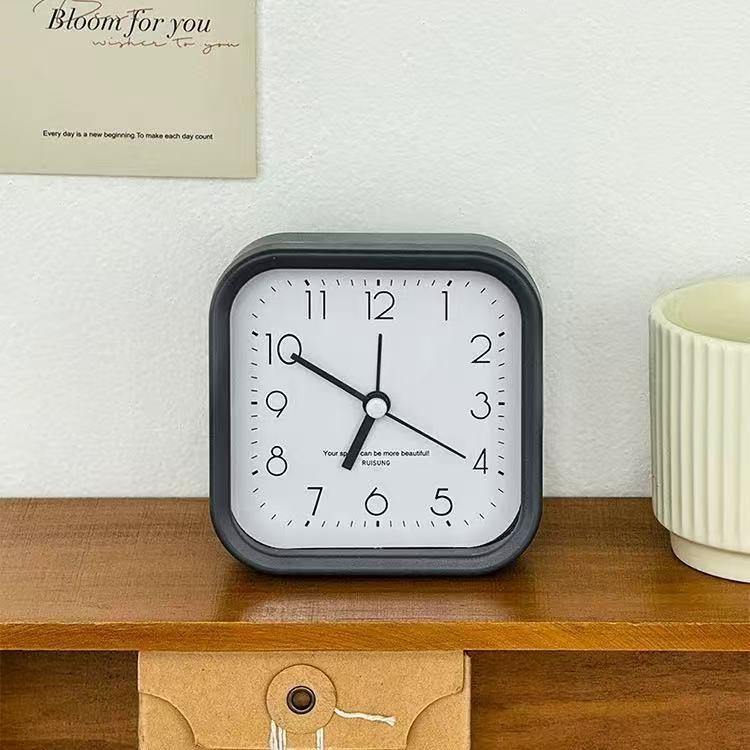 New Simple Square Small Alarm Clock Student Children Bedroom Boys and Girls Learning Home Clock
