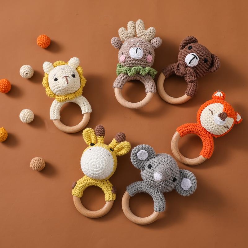 1 Stück Holz Babyrassel Schüttelspielzeug Häkel Löwe Giraffe Holz Babyrassel Beißring Montessori Neugeborenen Tierrassel Spielzeug Geschenk