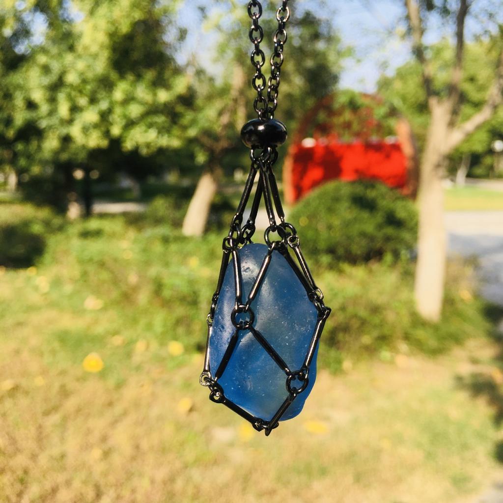 Empty Crystal Stone Holder Necklace Cord Adjustable Natural Crystal Cage Necklace Chain Mesh Pendant Necklace Gifts