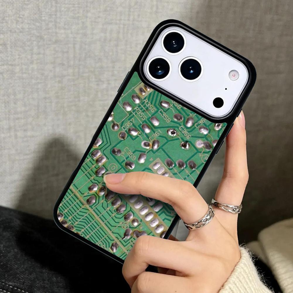 Capa Case for iPhone 17 Air 16 Pro Max 15 Plus 11 13 Mini 14 12 Back Phone Cover Inside Circuits Design Cool Fun