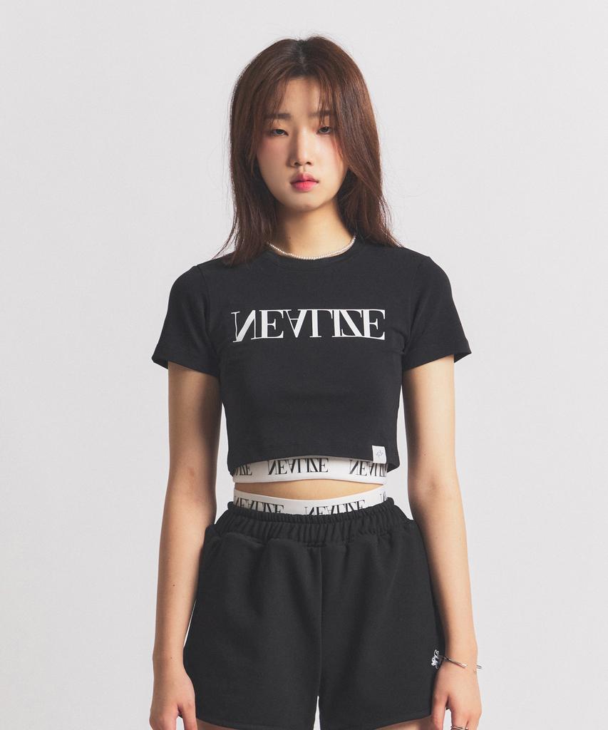 NEALIZE Logo Cropped Short Sleeve T-Shirt Black