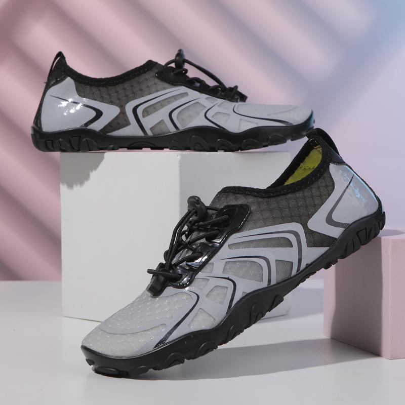 Mens River Tracking Shoes Barefoot Beach Five Finger Non Slip Sandals Breathe Sports Quick Dry River Sea Aqua Surfing Sneakers