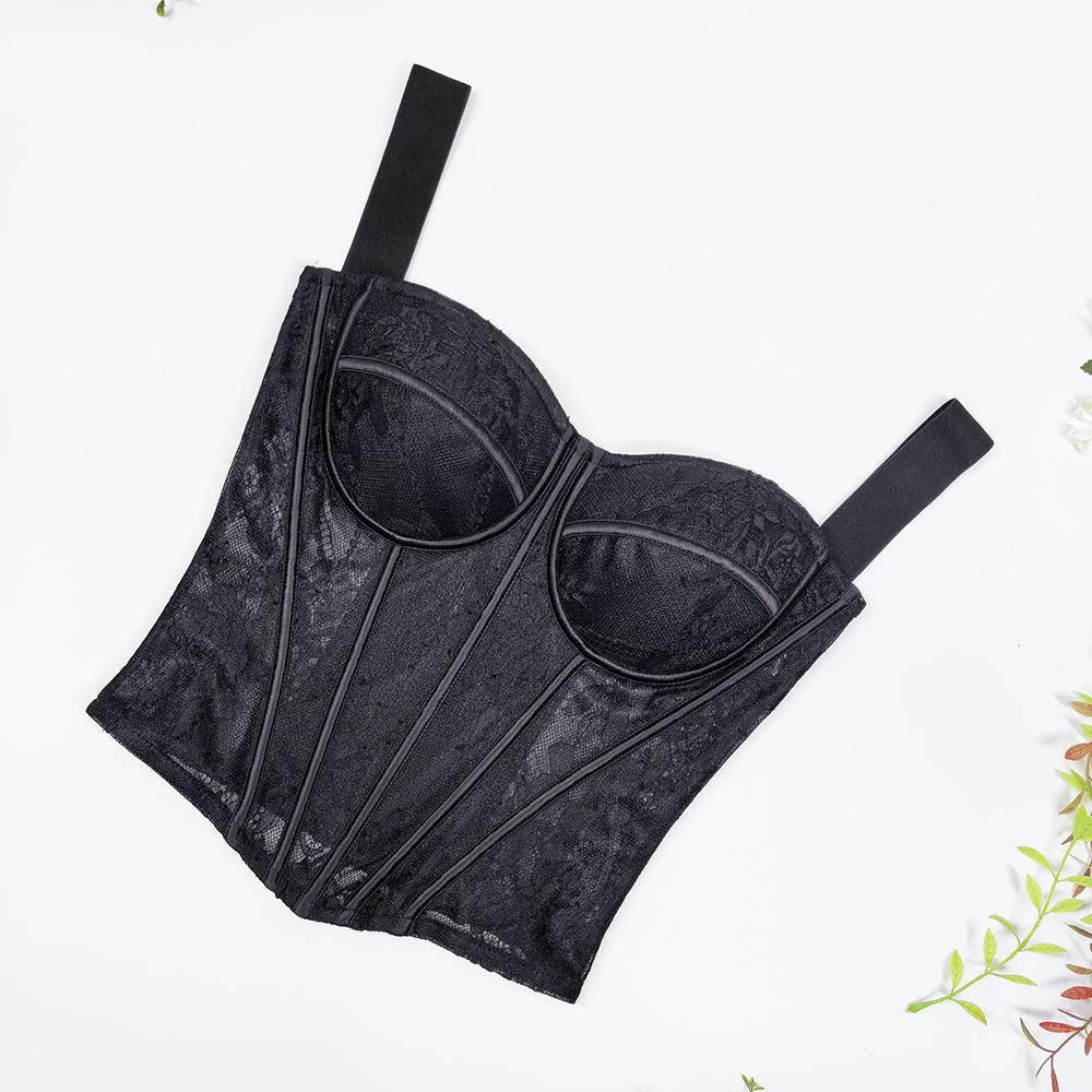 Corsés, ropa de mujer moderna y elegante