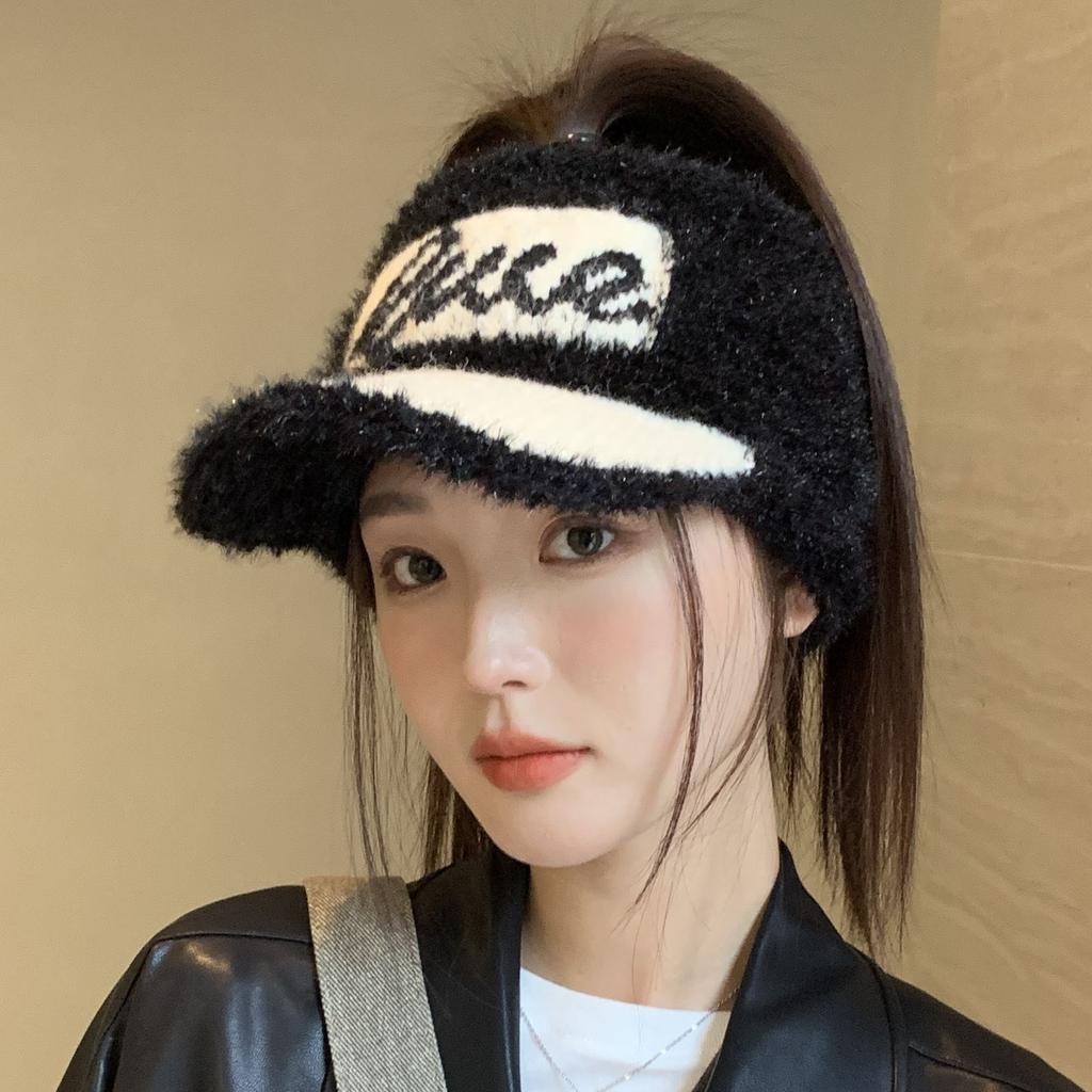 Women’s hat Fashion autumn winterstuffedknitting empty top hat high ponytail heattechnew arrivalfleece-linedthickened duck tongue hat