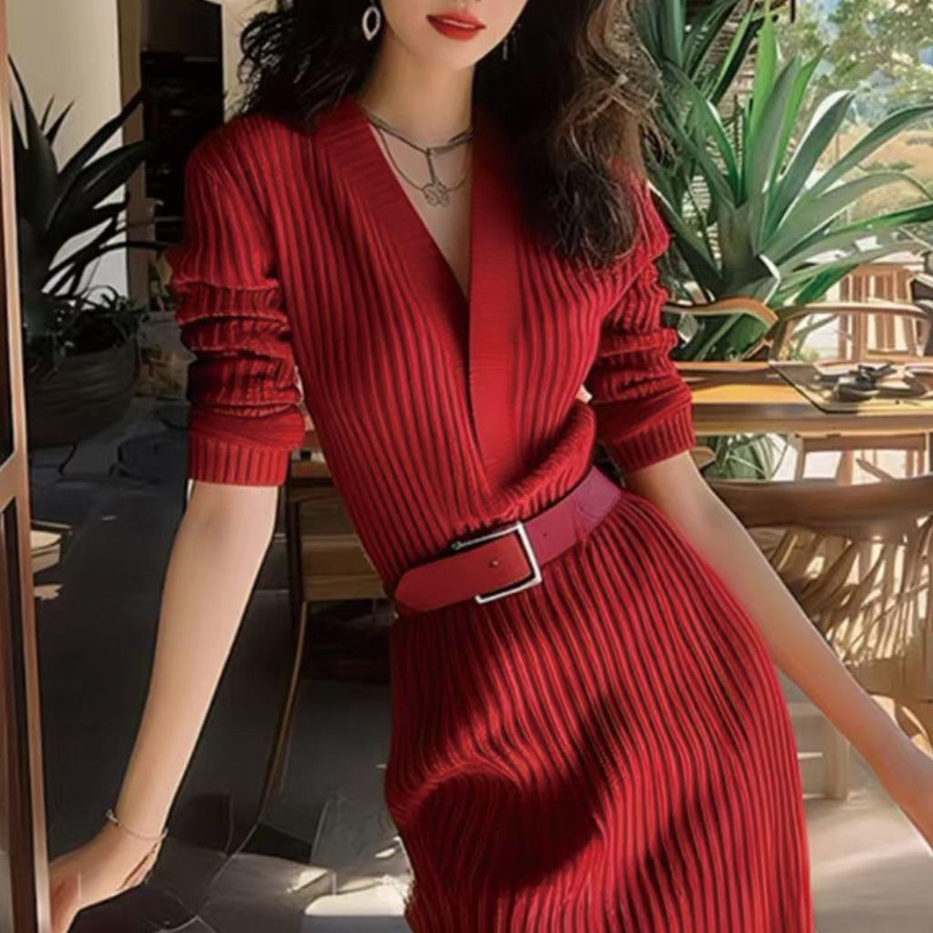 2025 Autumn and Winter New French High-End Temperament Long-Sleeved Knitted Dress for Women
