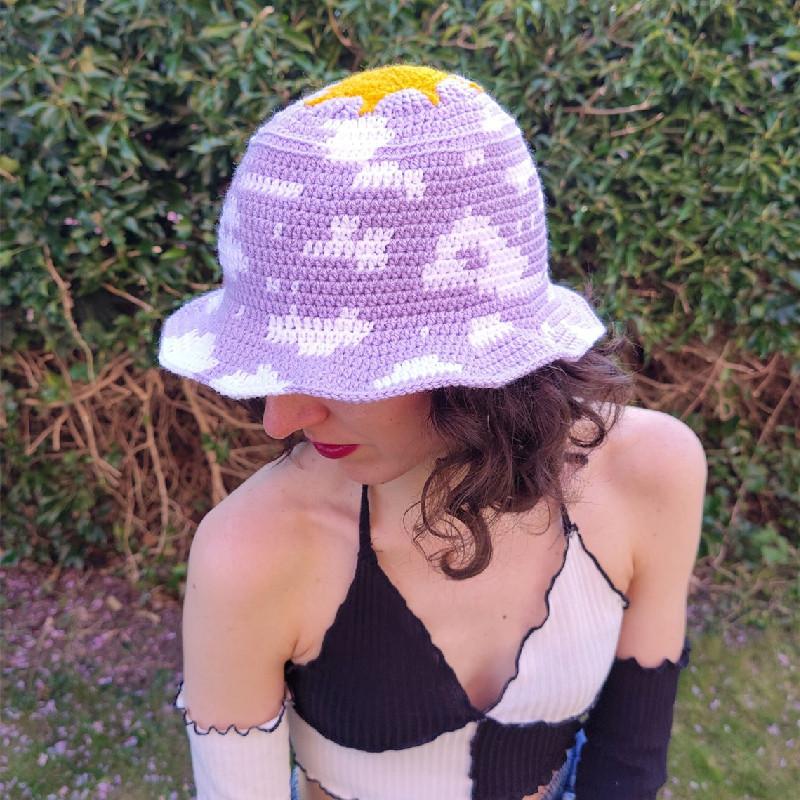 New men's and women's fisherman hats, hand-knitted striped pullover hats, women's fashionable and versatile woolen hats