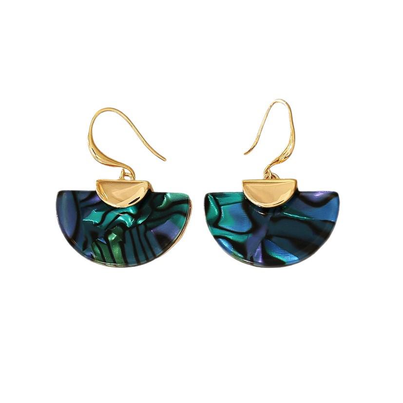 Elegant Retro Geometric Fan Earrings - Semi-Circular, Niche Design