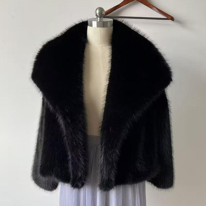 Fur thickened warm imitation fur coat women's fox fur coat European and American street style plush women's clothing versatile