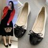 Loafers Shoes Women's Light Mouth Color blocked Korean Edition 2025 New Round Head Flat Bottom Bow Single Shoe