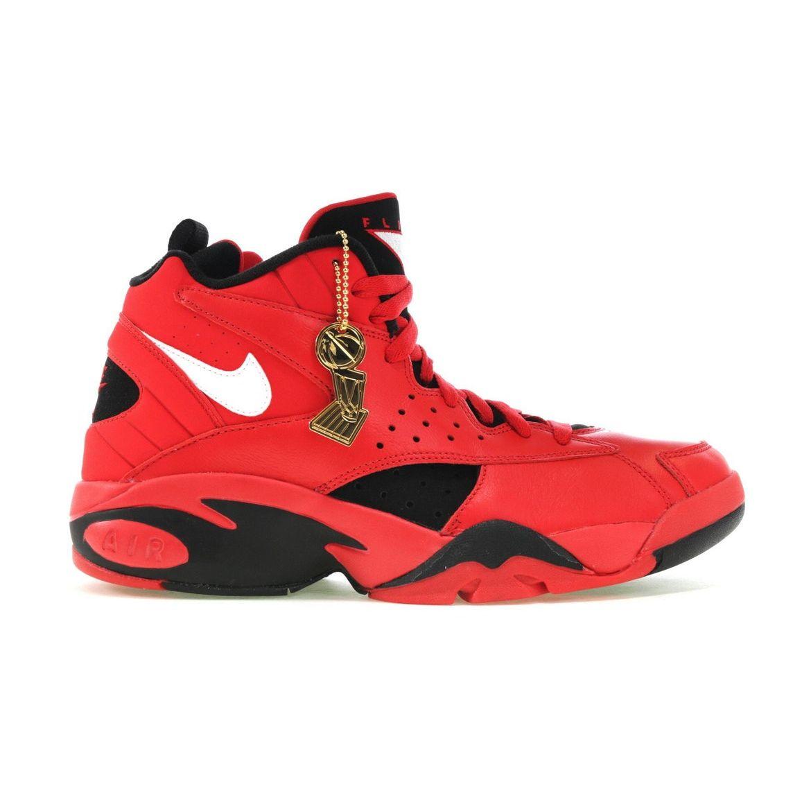 

Air Maestro 2 QS Trifecta AJ9281-600