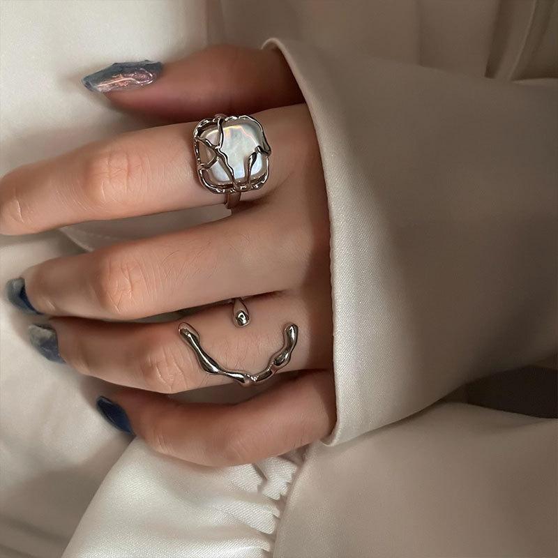 Pure 925 Sophisticated Silver Ring With Geometric Patterns And Elegant Pearl For Womens Fashion