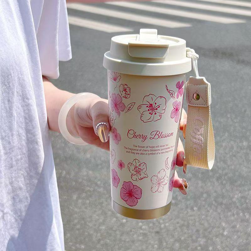 BaWangChaJi 316 Stainless Steel Aesthetic Insulated Coffee Cup with Double Straw Design