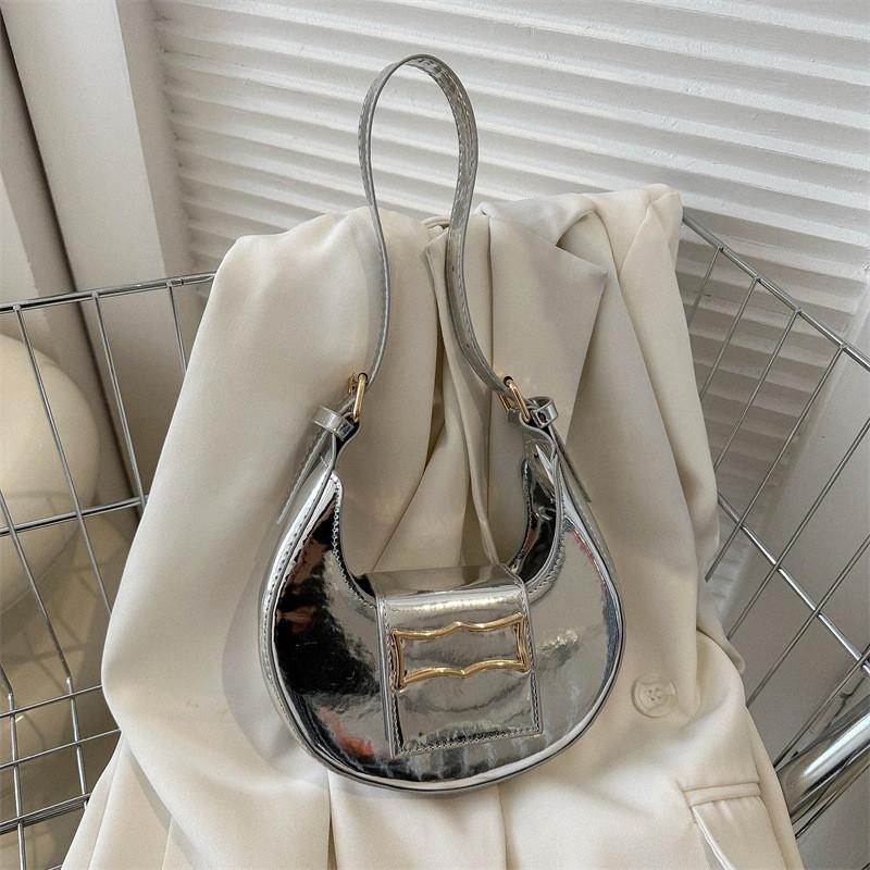 2023 Summer Stylish Underarm Bag For Women Fashionable And Elegant Trendy Street Style Bag