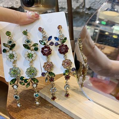 Ohrringe mit Diamanten besetzten Blumenfransen, Retro-Leichtluxus-High-End-Ohrringe, modisch, temperamentvoll, vielseitige Ohrringe für Damen