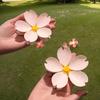 Multifunctional Sakura Magnetic Clip Creative Kitchen Gadget Snack Sealer Food Storage Unique Petal Clip Home Fridge Magnet