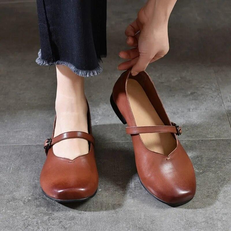 Johnature Buty Mary Jane w stylu retro. Damskie czółenka z prawdziwej skóry. Wszechstronne buty na niskim obcasie z okrągłym noskiem
